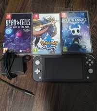 nintendo switch lite + 3 gry pokemon sword, hollow knight, dead cells