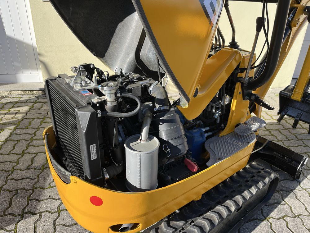 Giratória JCB 2018 3 baldes.