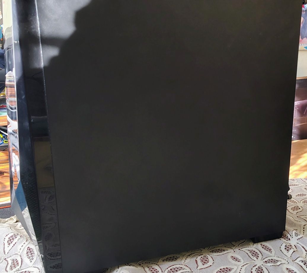 Komputer Gamingowy rx 7700xt oraz  r7 5800x