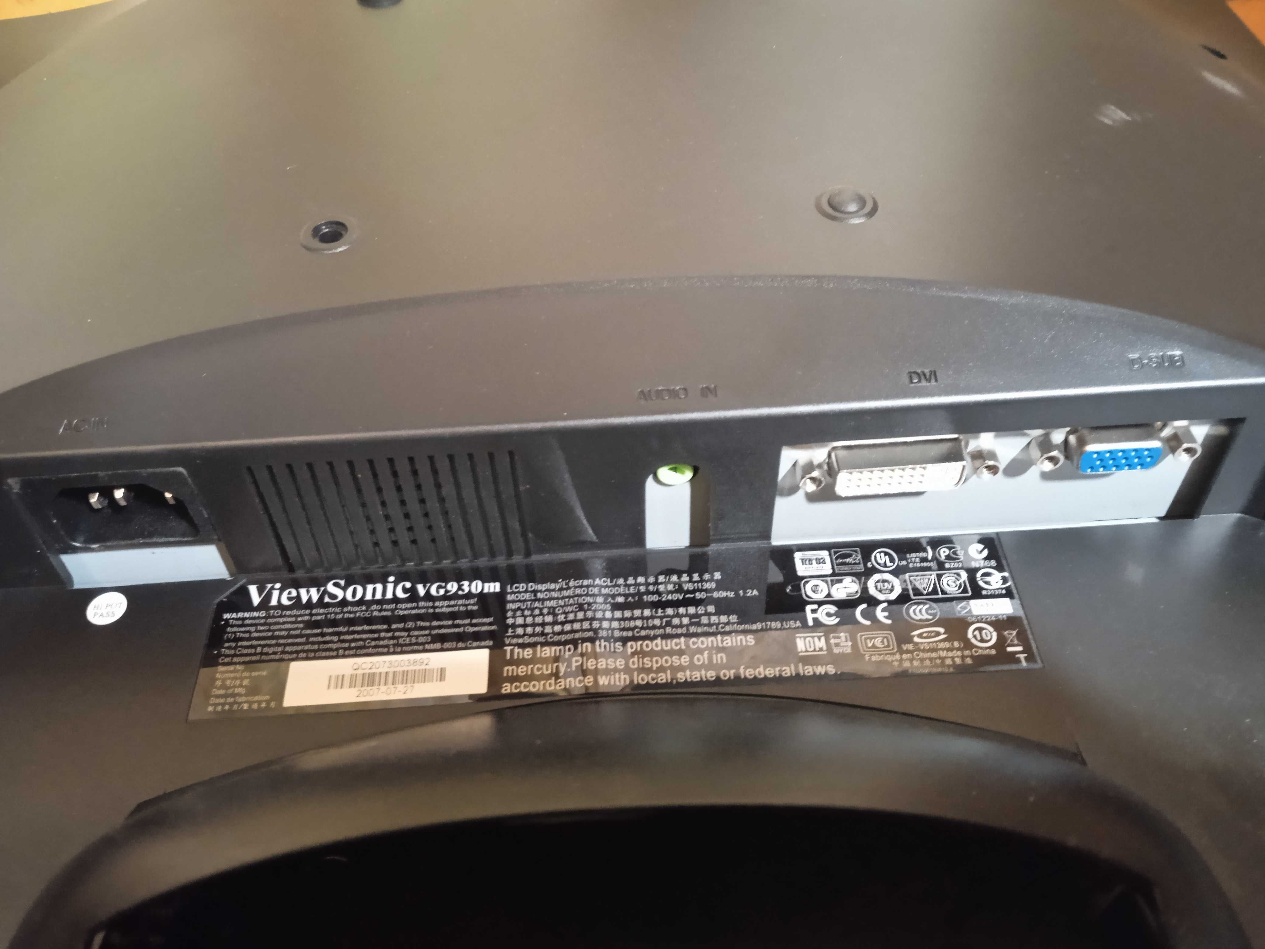 Монітор 19" ViewSonic VG930m формат 4:3 з DVI та VGA і колонками