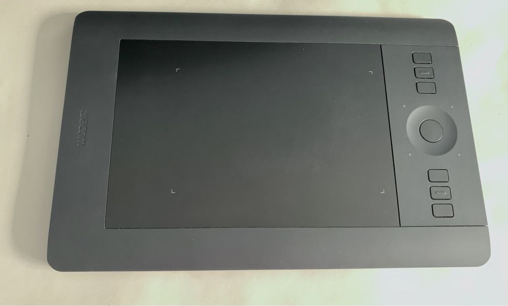 Графический планшет Wacom Intuos Pro Small (PTH-451-RUPL)