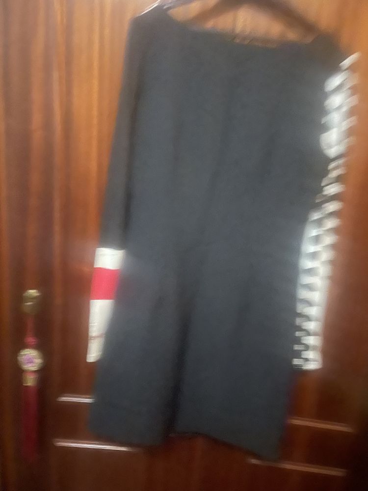 Vendo vestido bi matéria da Desigual