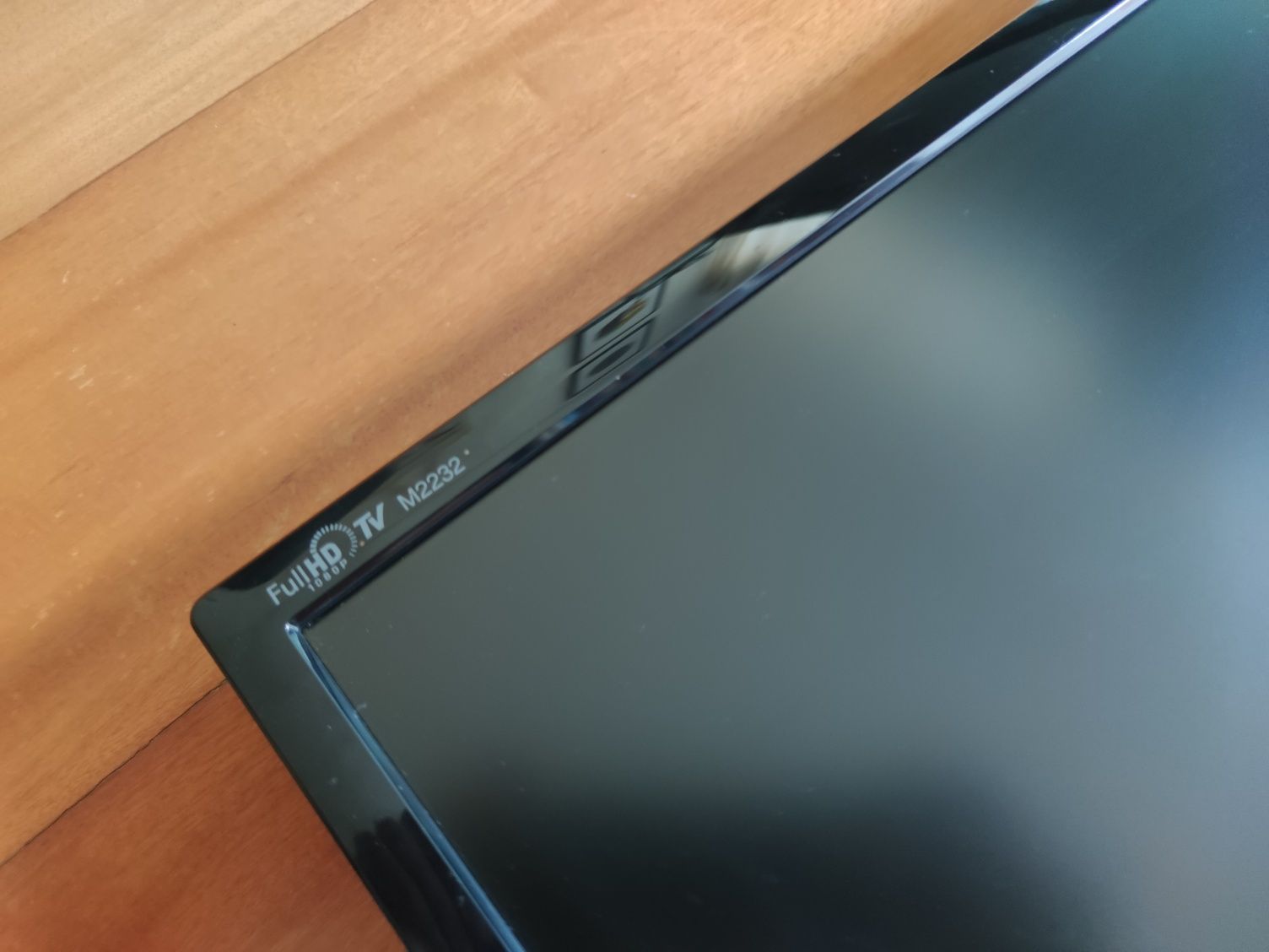 TV Monitor 22" LG M2232