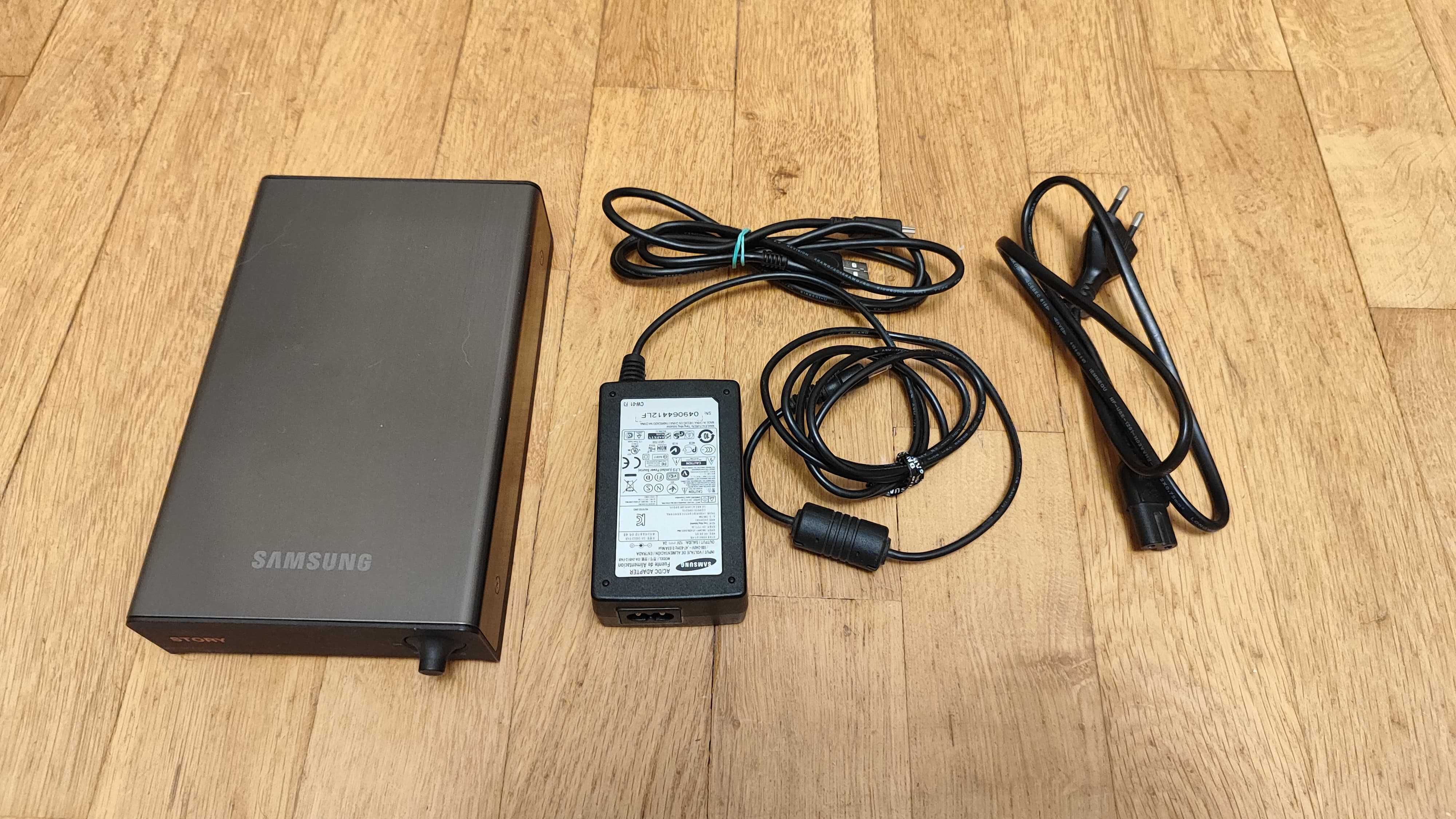 Внешний жесткий диск Samsung STORY Station + Seagate IronWolf 2TB