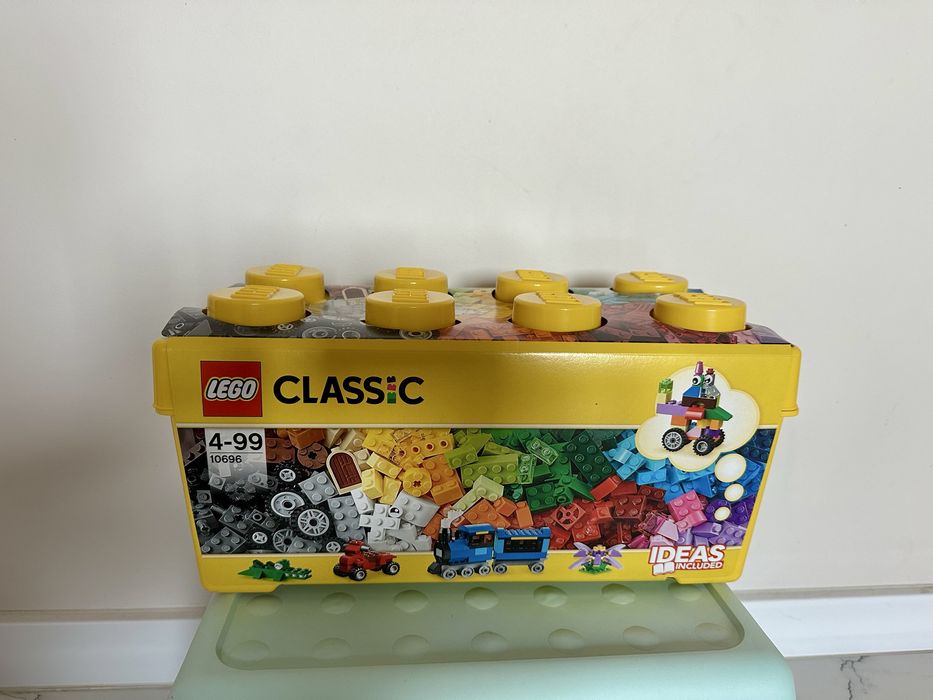 Duży zestaw klocków z pojemnikiem Lego Classic 10696 / 484 elementy