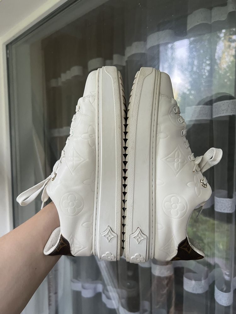 Кросівки Louis Vuitton Trainer Time Out Monogram White EUR 38 25 см