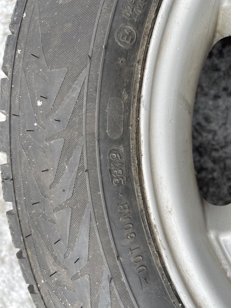 Шины с дисками 5/112  NOKIAN NORDMAN 7 205/65 R16 94T XL (ШИП)