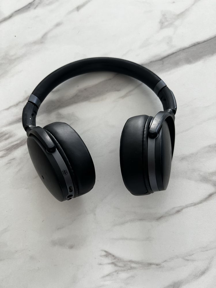 Sennheiser HD 4.40