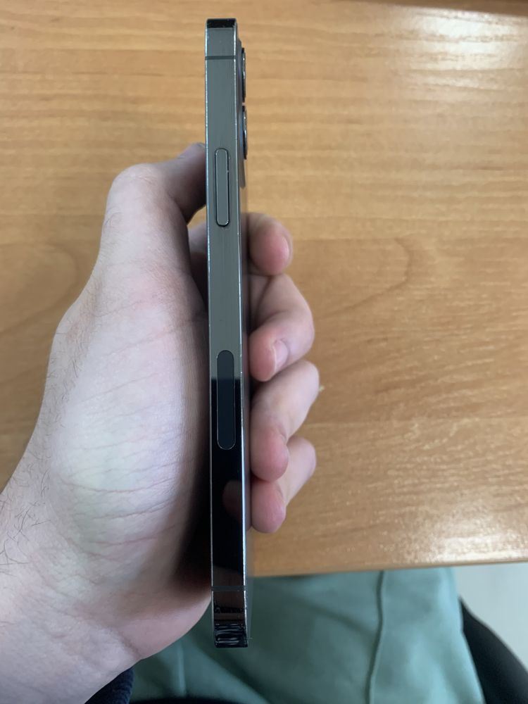 iPhone 12 Pro 128 gb R-sim