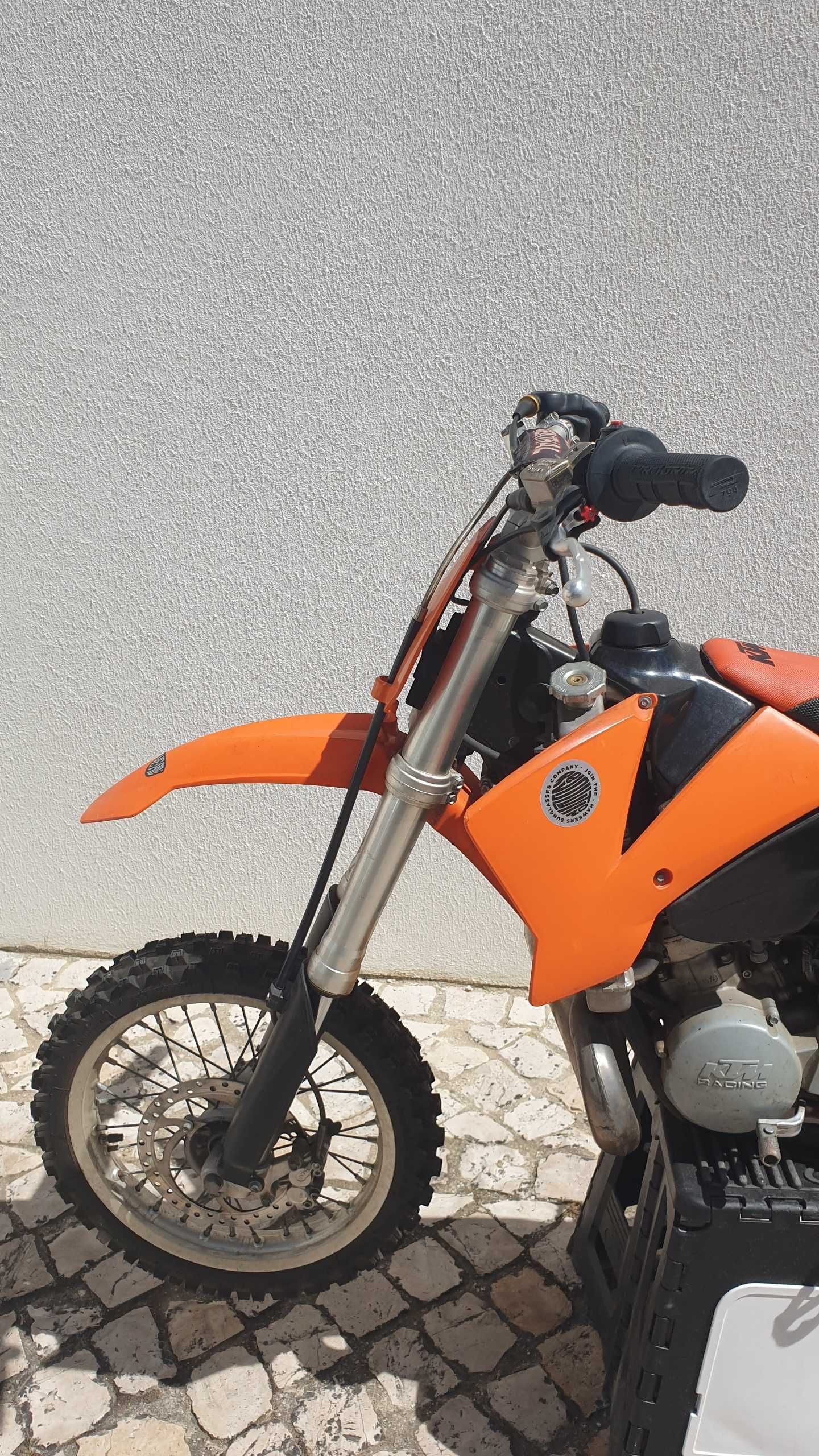 KTM 65 SX 2007, em bom estado geral