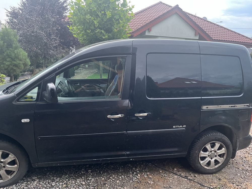 Vw caddy 1,9 uszkodzony silnik