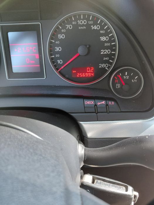 Samochód osobowy Audi A4