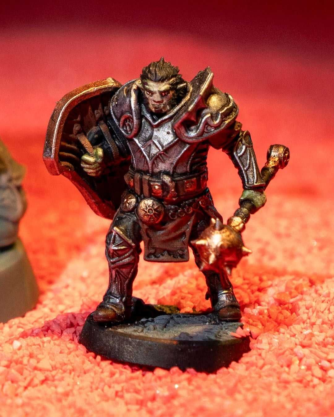 Oloven Sunpride Kleryk Figurka 32mm 14K zgodna z DnD RPG Pathfinder