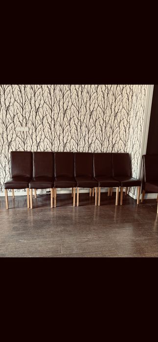 Używane krzesła - ponad 40 sztuk. Cena dotyczy 1 sztuki