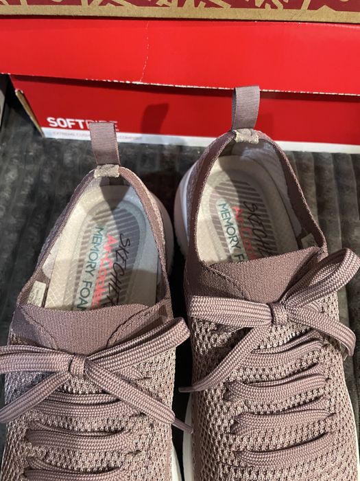 Жіночі кросівки Skechers 38(25см) оригінал