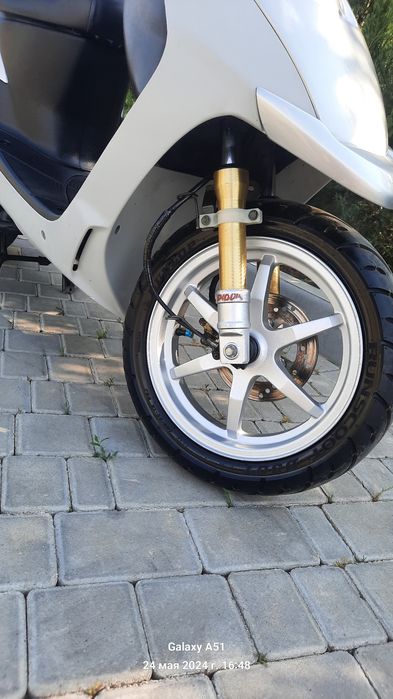 Продам скутер Suzuki  ZZ