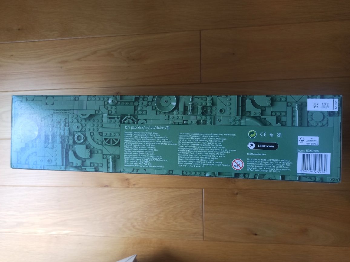 Lego creator 10290