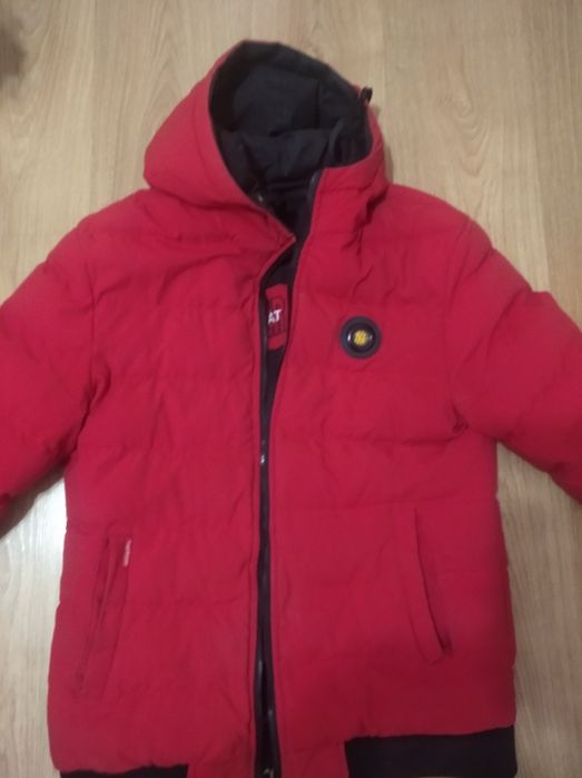 Продам чоловічуткуртку та вітровку-бомбер