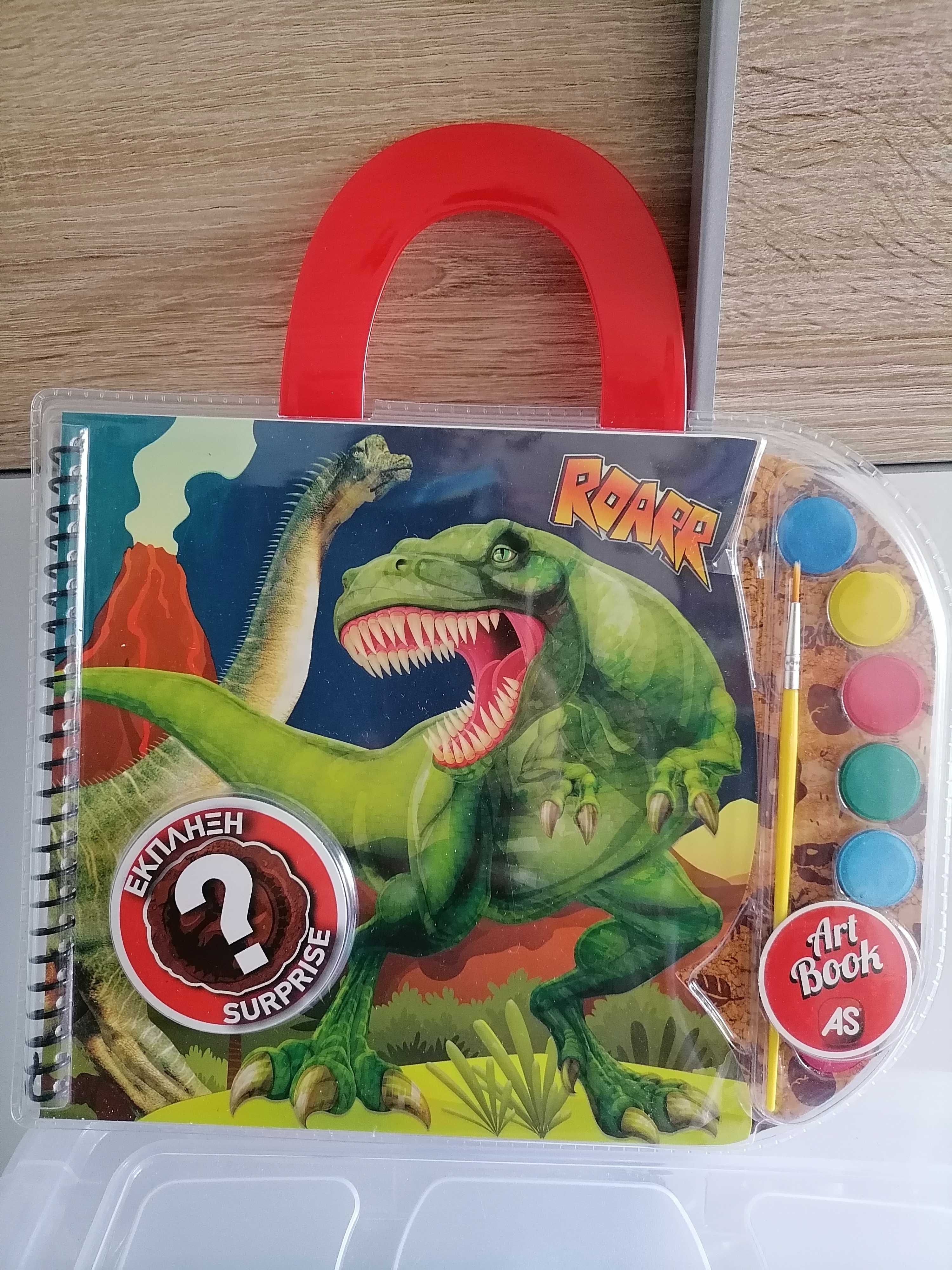 Livros de atividades PJ Masks, dinossauros, et al.