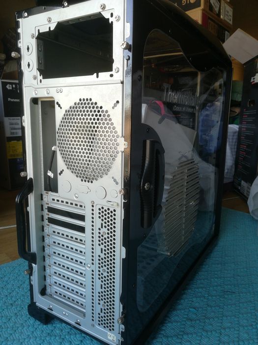 Caixa PC Thermaltake Armor+ VH6000