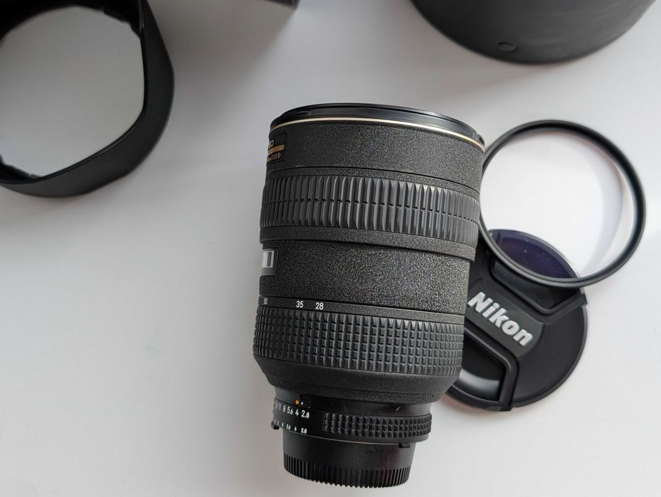 Об'єктив Nikon AF-S Nikkor 28-70mm 2.8