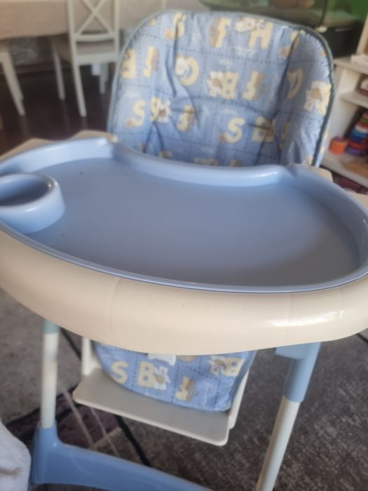 Cadeira da refeição criança