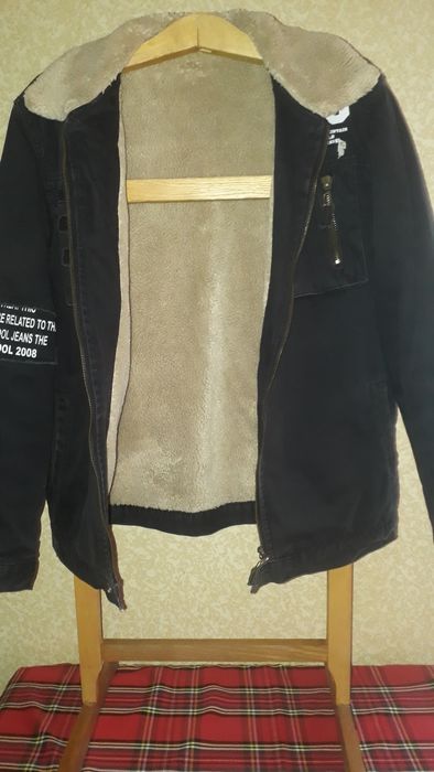 Джинсовая куртка.