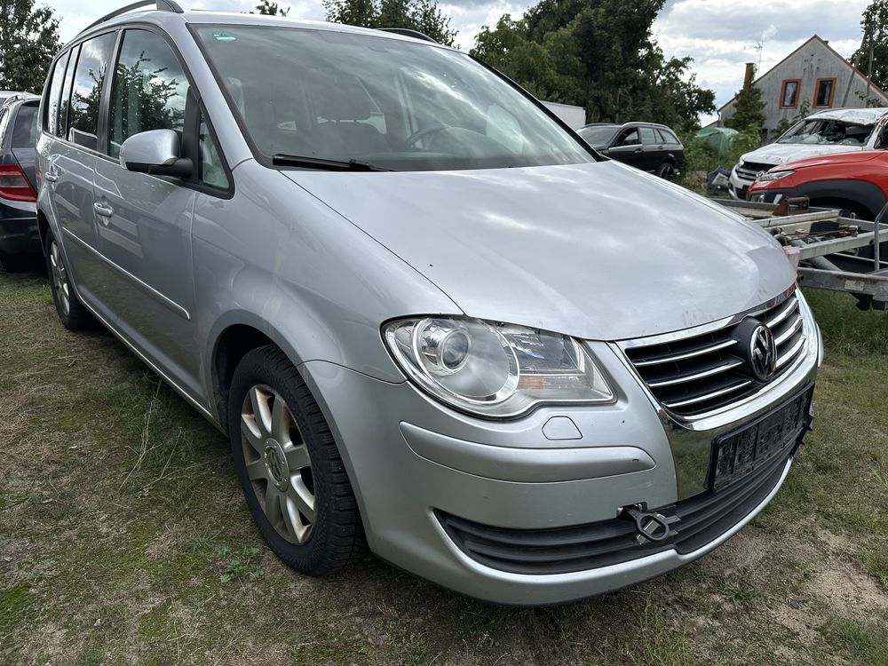 Volkswagen Touran 1.9 TDI BLS DSG 105KM Niemcy