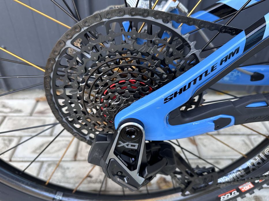 Топ! Преміальний електропідвіс Pivot Shuttle Am Pro X0 XL