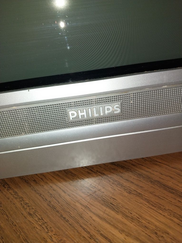 Телевізор Philips ,,все справно працює,