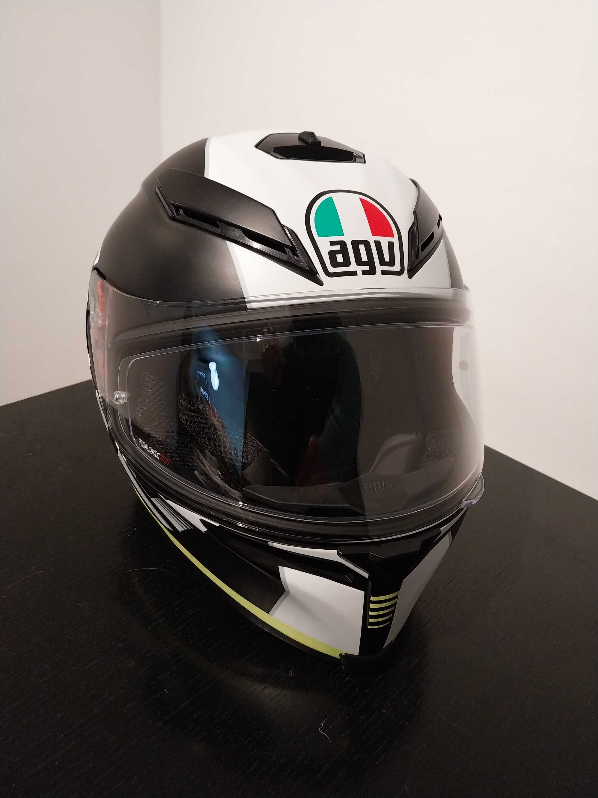 Capacete mota AGV tamanho S - como novo