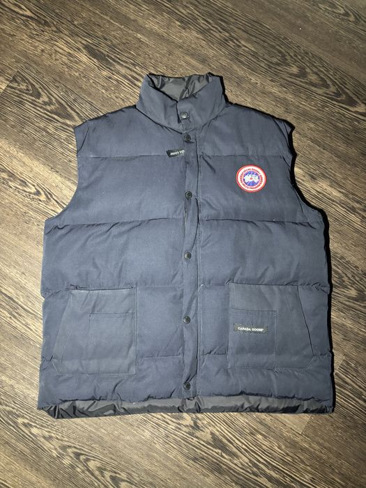 Желетка CANADA Goose