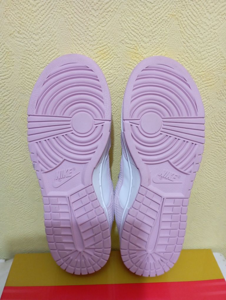Женские кроссовки Nike Dunk Low Pink Corduroy, новые,  100% оригинал