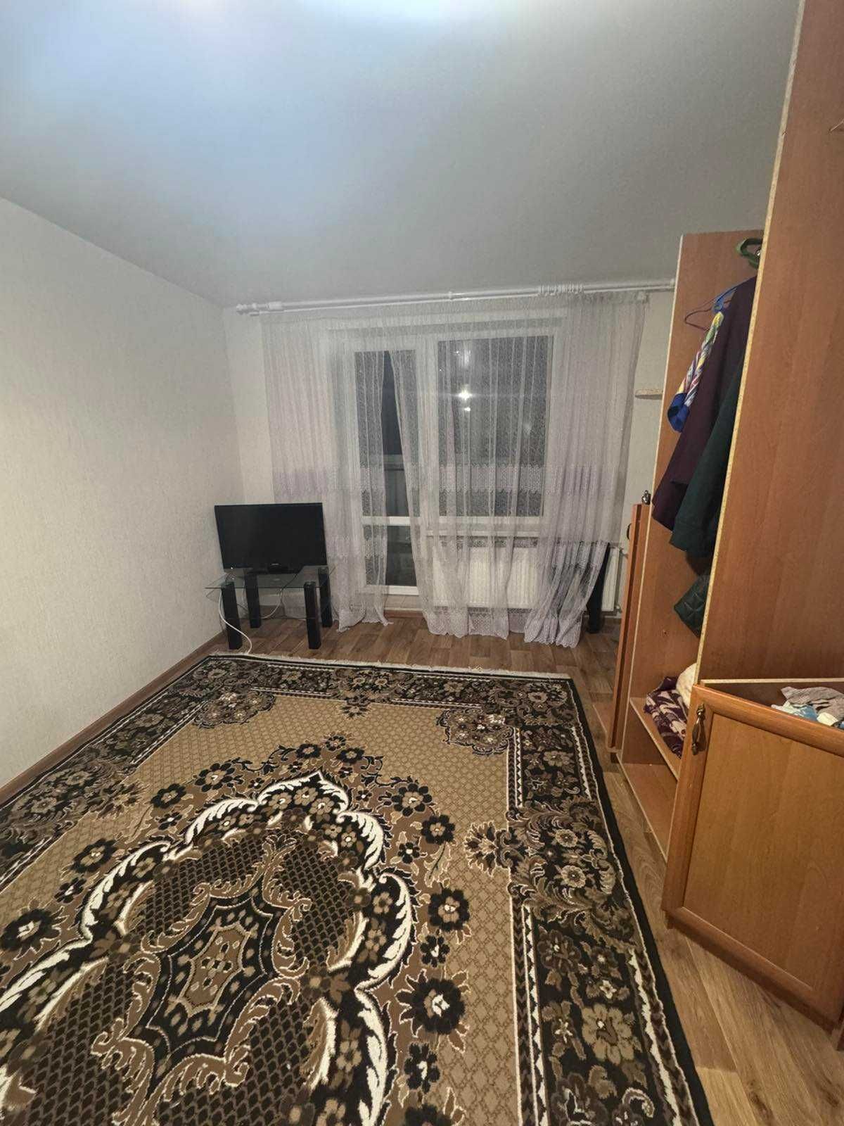 Продаж 1 К. Озерна