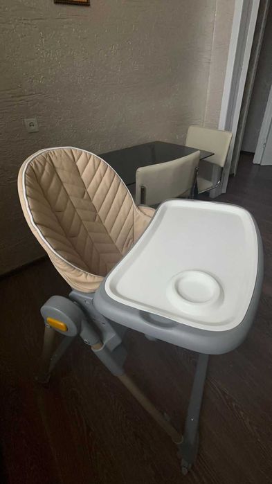 Стільчик для годування, шезлонг для новонароджених