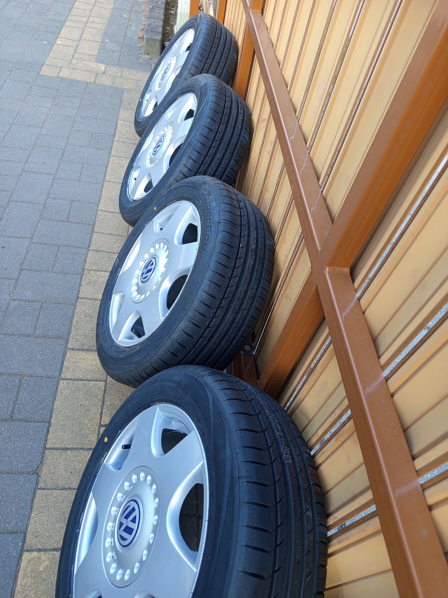 Nowe kola new beetle,golf,leon1  5x100 16"