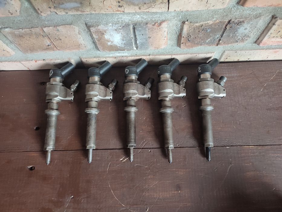 Форсунки форсунка 9652173780 форд сітроен пежо ford citroen peudeot