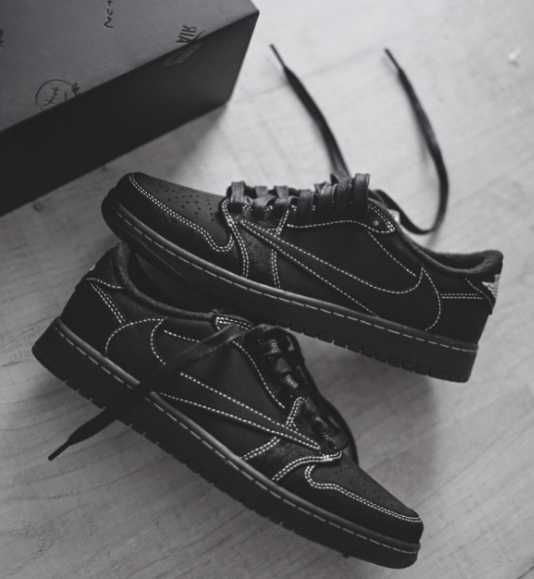 Jordan 1 Retro Low OG SPTravis Scott Black Phantom R.43