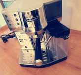 Express do kawy Delonghi
