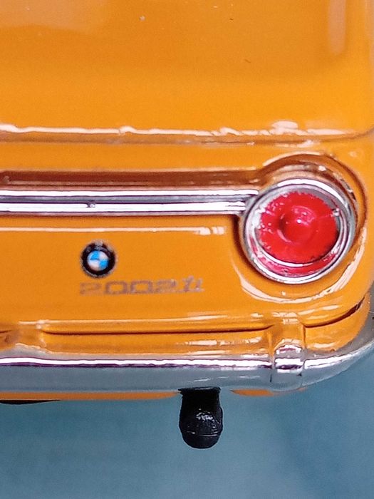 Miniatura BMW 2002 ti