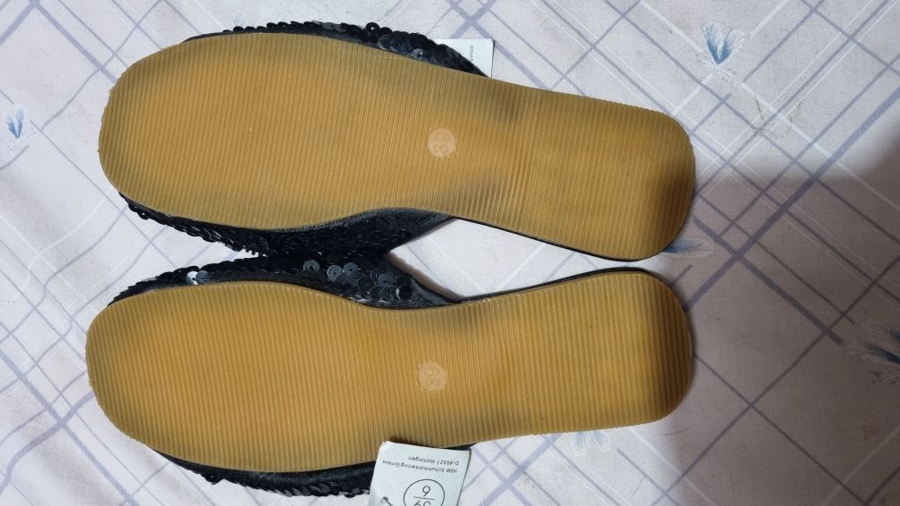 2 pares de Mules com brilhantes n 39
