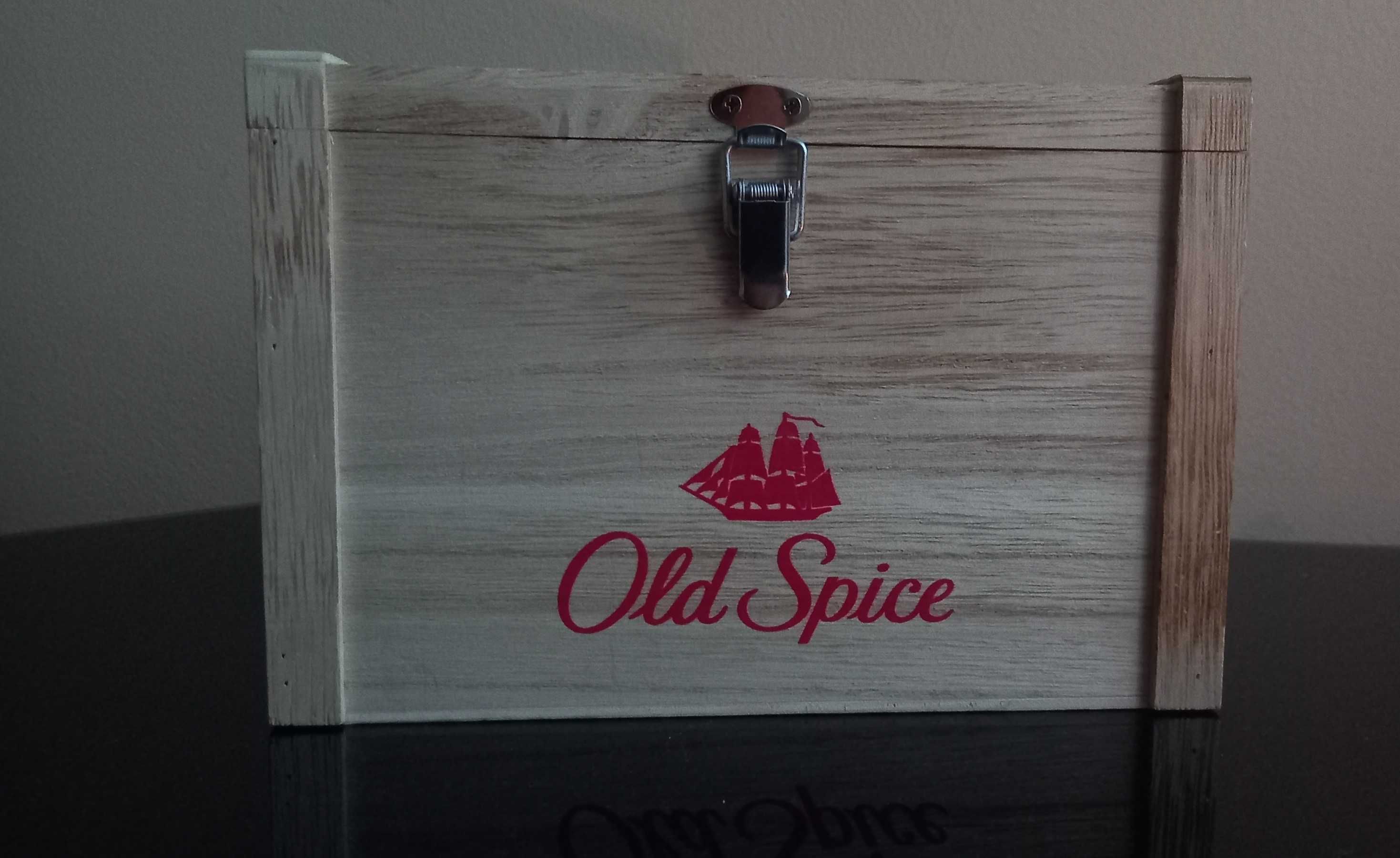 Old Spice drewniana skrzynka skrzyneczka kuferek drewno