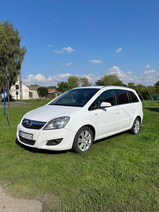 Opel Zafira lift 2009r 2.2 direct/gaz/automat/7 osób/260tys. przebiegu