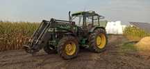 John Deere  2650