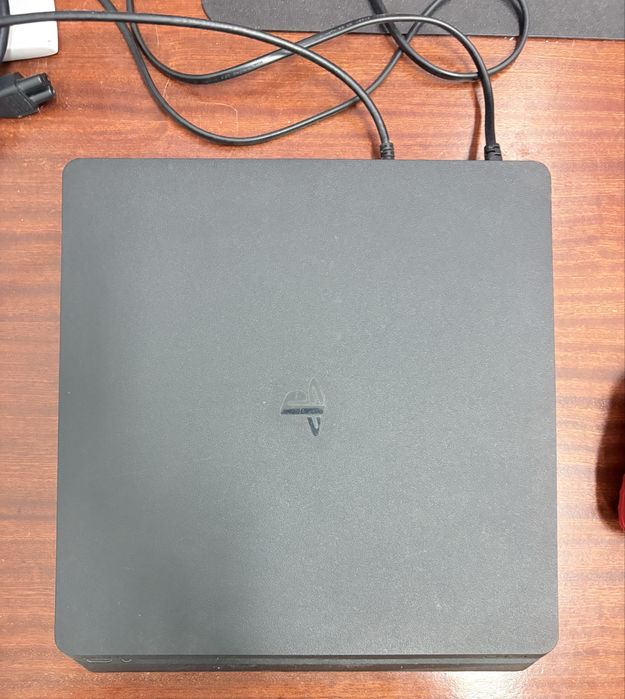 PlayStation 4 slim