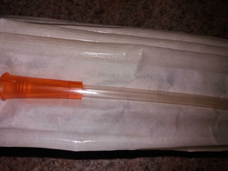 Stare rurki wężyki z cewnika 8 szt.za  nieużywane