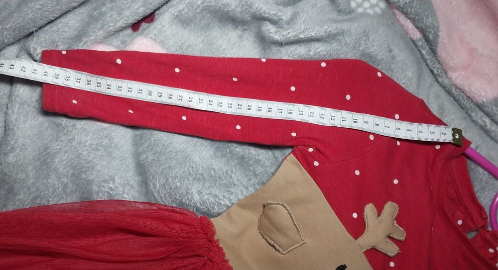 Продам новорічну сукню на дівчинку 4 років