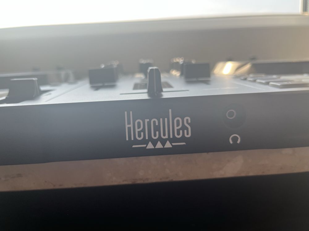 konsola Hercules inpulse 300 mk2