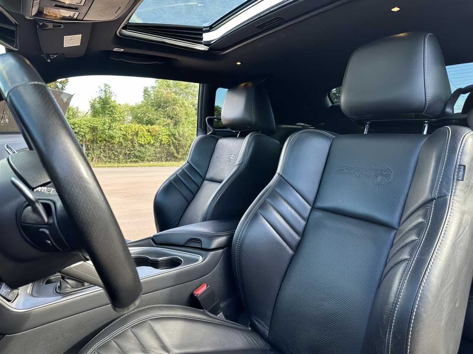 Dodge Challenger      2021