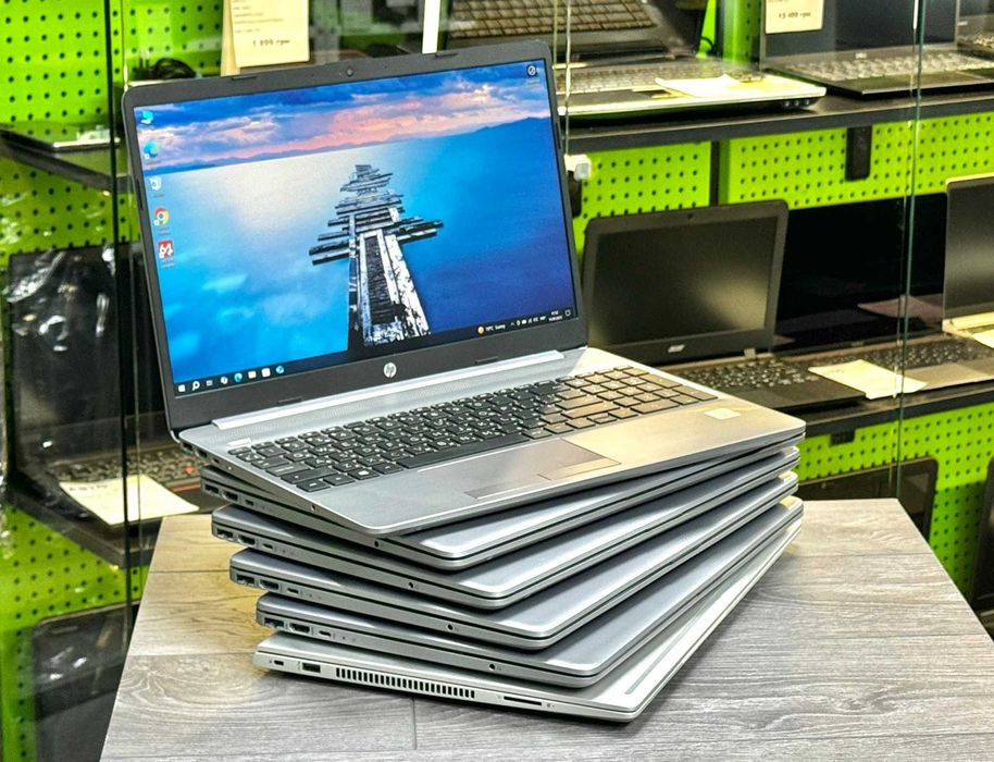 Відмінний стан / ноутбук HP / 15 дюймів / Core i5-1035G1 / 16 RAM